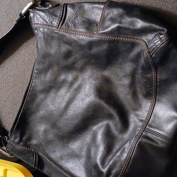 Fossil Black Leather Large Tote Style Bag / Purse - Picture 3 of 6